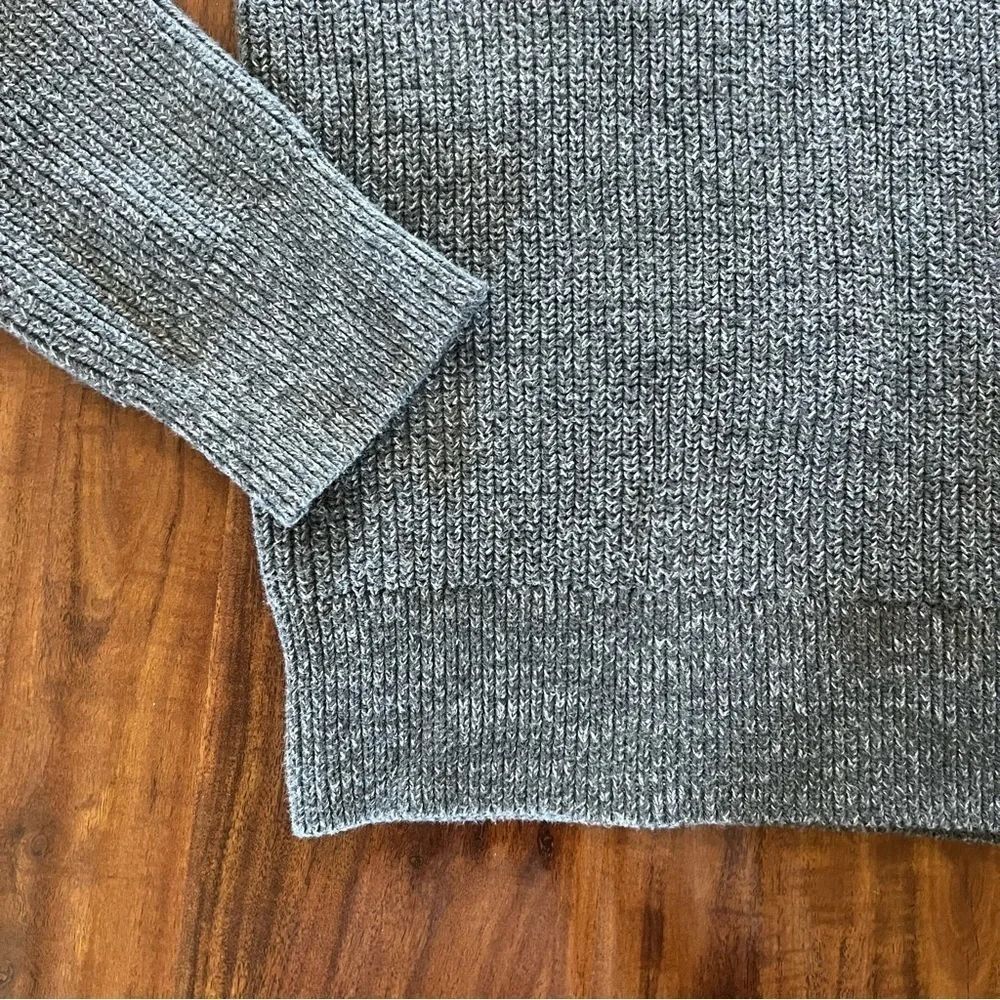 Banana Republic Men's Gray Ribbed Knit Mock Neck Long Sleeve Sweater size medium